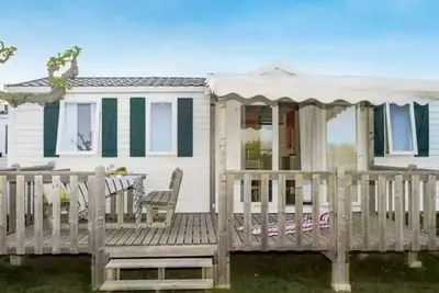 Image de Mobil-home | Comfort | 3 Ch. | 6 Pers. | Terrasse surélevée | Clim. | Tv