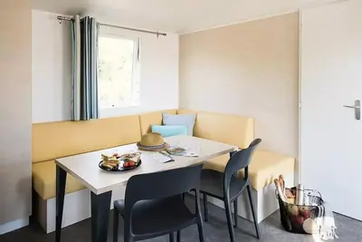 Image de Mobil-home | Comfort | 3 Ch. | 6 pers. | Terrasse simple | A/C