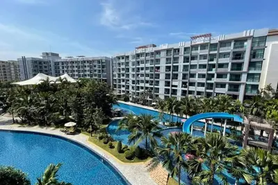 Image de Solo travelers who want to vacation in Pattaya for a short term.