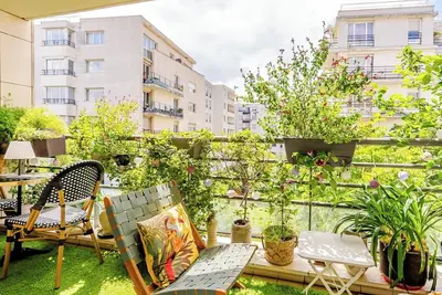Large Two-bedroom Flat to Rent in Paris, 100m From Beautiful Buttes Chaumont Parc
