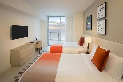 Image de 2br Oceanview Queen at H Hollywood Resort & Residences, Pool, Full Kitchen!