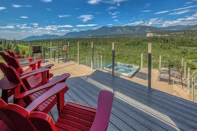Image de Cliff Cabin Family Friendly|Hot Tub|Spectacular Views