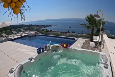 Image de Boutique Villa Fay Croatia Heated Pool, Jacuzzi, Seaview Near Split and Omis New