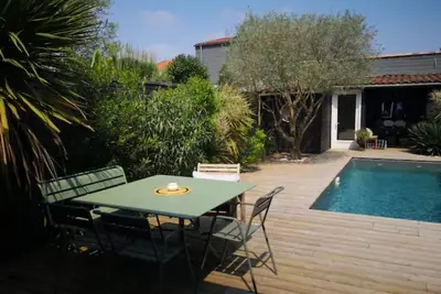 Image de Belle maison de charme avec piscine