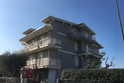 Image de Lakefront Apartment Il Leccino, Italian Style