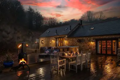 Image de Old Barn - sleeps 10 guests in 5 bedrooms