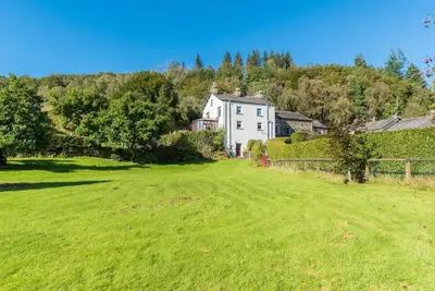 Image de Space galore, an acre of gardens and four bedrooms, Lakeland farmhouse with games room, free parking