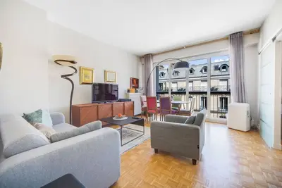 Image de Appartement Triangle d'or Paris Champs Elysées 2 chambres 75 m2