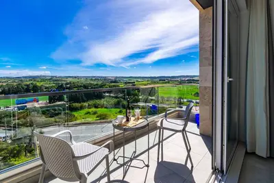 Image de New Spacious Apartment 3 Bdr 2 Bth Bugibba 4