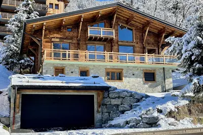 Image de Superbe Chalet entièrement rénové: Confortable, Spacieux et Lumineux