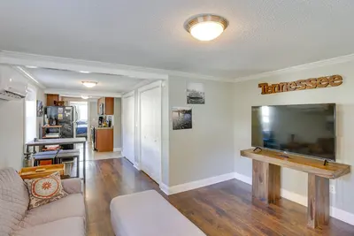 Image de Pet-Friendly Chattanooga Duplex in NorthShore!