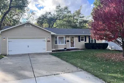 Image de Private and Cozy 3br, 1 Ba, Fenced Yard, Central Kc location, Quiet Neighborhood