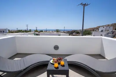 Image de Lovely Santorini Villa | 1 Bedroom Villa | Private Hot Tub & Beautiful Views | Emporio