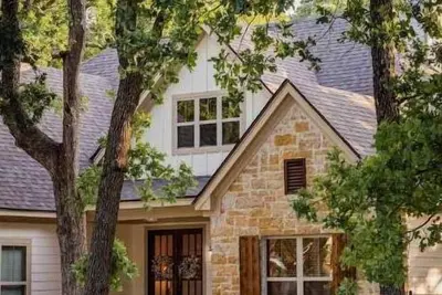 Image de Home At The Bluffs