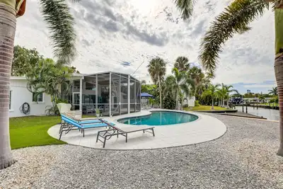 Image de Modern Siesta Key Getaway w/ Private Pool!
