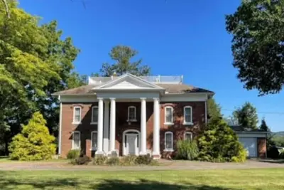 Image de Victorian Oasis in Mineral City, near Atwood - Deer Hunting - Hot Tub