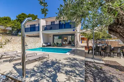 Image de Superbe maison à Fazana avec Wi-Fi