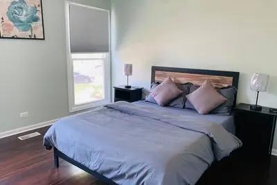 Image de Family Oasis: 3000 Sq Ft-4 Bedroom Home with workout space and full basement