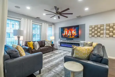 Image de Luxury Beachside Vacation Getaway\n-OceanView, King beds, Steps to beach, Casino