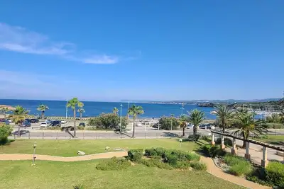 Image de Duplex Vue Mer 180° Plage 100 m Garage Parking 3 espaces nuit 2 sdb 2 Wc