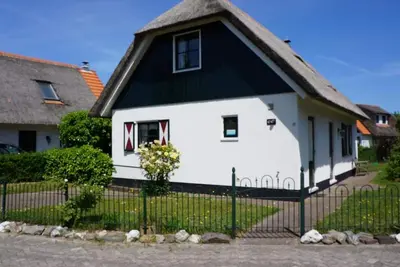Image de Holiday home Buitenplaats 30 in Callantsoog. Suitable for 5 people with 2 bedrooms.