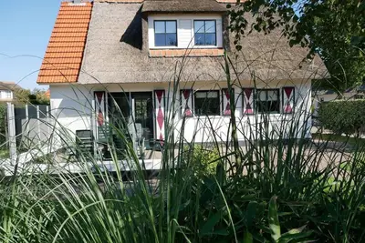 Image de Holiday home Buitenplaats 53 in Callantsoog. Suitable for 6 people with 3 bedrooms.