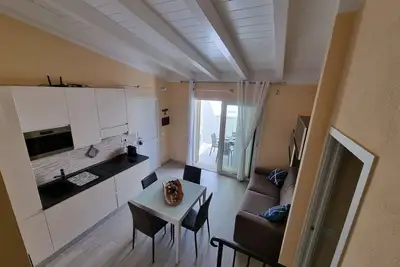 Image de Delightful three-room apartment 200mt from the beach, air conditioning and private parking space