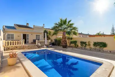 Image de Charmante maison avec piscine privée en urb, Saint Louis - el chaparral