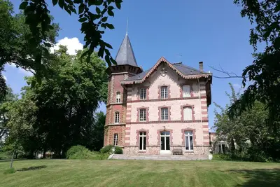Image de Chambre d'hôte Mimosa au calme dans un manoir du 19ème avec parc de 5 hectares