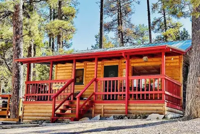 Image de Lofty Pines Cabin Sum