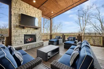 Image de Rustic Balconies - 2 Game Rooms - Stunning Views - Sleeps 18