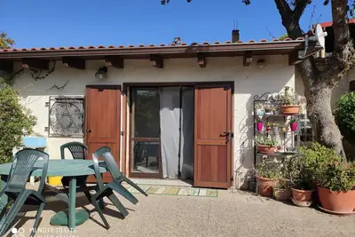 Image de In the silence of the countryside a few minutes from the sea here is the ideal cottage