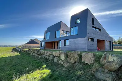 Image de Studio avec terrasse et superbe vue la mer
