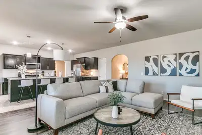 Image de Stunning home in great neighborhood
