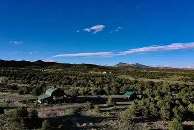 Image de Private 43 Acres Retreat in South Fork