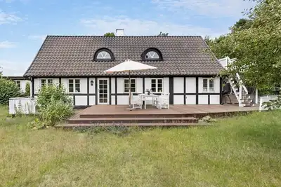 Image de Superbe maison à Aakirkeby avec WiFi