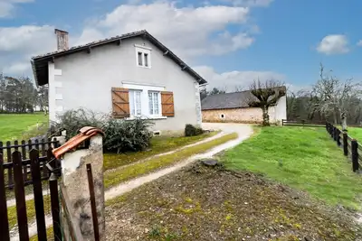 Image de Maison de vacances 'Le Haut Picot' avec terrasse privée, Wi-Fi et climatisation