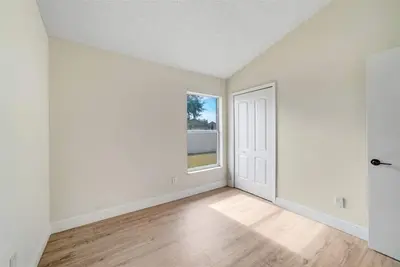 Image de Beautiful House For Long Term Lease of 3-6 months.