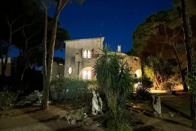 Villa Indipendente a 200 m. Dalla Spiaggia S. Margherita di Pula 40km. Cagliari