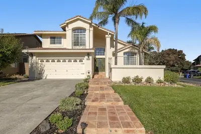 Image de Beautiful Home in Northwest Napa\n\n