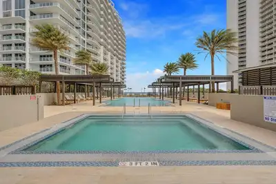 Image de Amrit Spring/Summer Special! Luxury Beachfront Resort/Condo 3/3