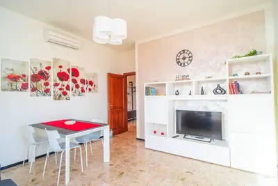 Image de Gallinara accommodation a stone's throw from the sea in Liguria, Albenga