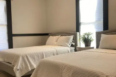 Image de Downtown Danville Luxury House, walk to restaurants & bars, dog friendly