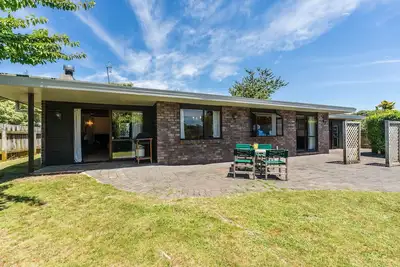 Image de Lakeside Serenity - Taupo Holiday Home