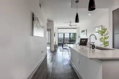 Image de The Chloe: Retreat With Work Space and Gym+ Pool + Parking