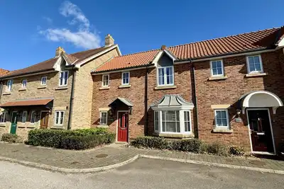 Image de Stunning Coastal Cottage - Sleeping 4 in 2 Bedrooms - Pool and Beach Access Included.