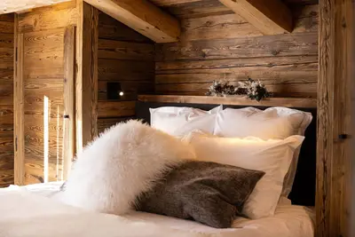 Image de Chalet Nazarin sur les pistes avec piscine intérieure chauffée