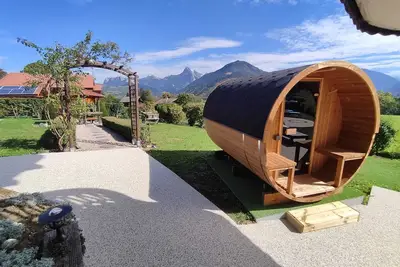 Image de Appartement dans chalet de prestige avec vue panoramique sur les montagnes