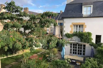 Image de Splendide Maison De Famille Au Bord De La MERAu coeur du village de la Trinité