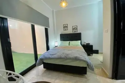 Image de 819. 2br Townhouse, Sofa Bed, TVs, 2 Baths, Garden